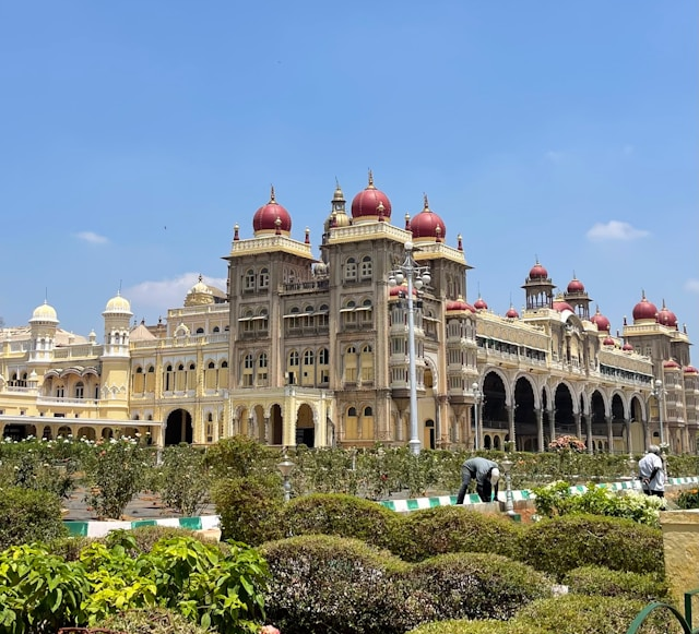 Ooty "Blissful Karnataka-Tamil Nadu Tour "